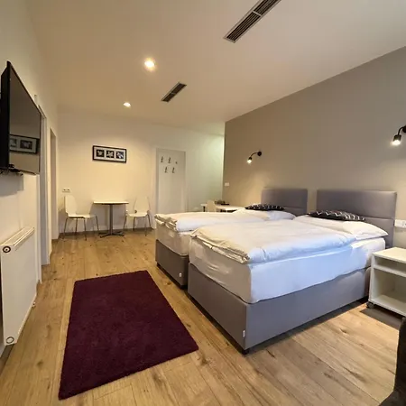 Rozmaryn & Rakovník