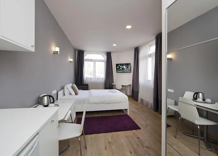 Aparthotel Rozmaryn & Rakovnik